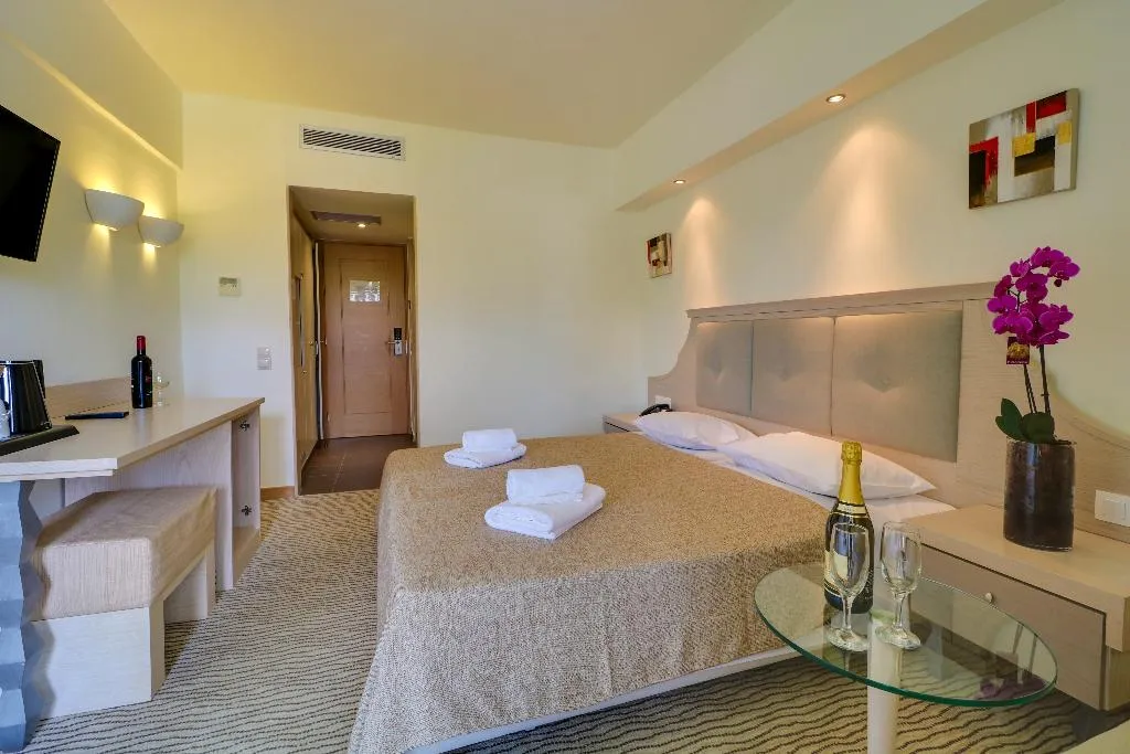 Room, Olympian Bay Grand Resort, Thessaloniki