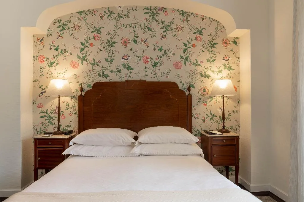 Double or Twin STANDARD Room, As Janelas Verdes, Lisbon