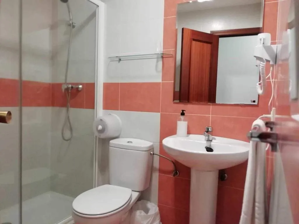 Room, Hostal Tres Soles, Costa Del Sol