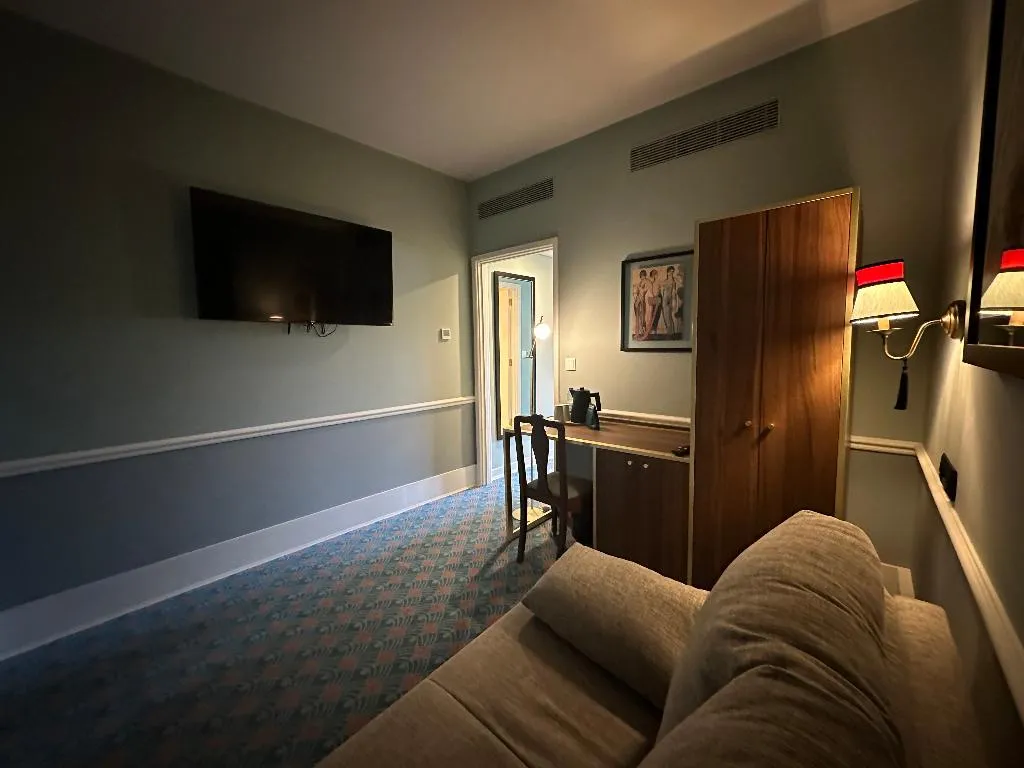 JUNIOR SUITE STANDARD Room, GRANDE HOTEL PARIS by STAY HOTELS, Porto
