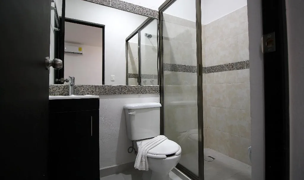 DOUBLE SUPERIOR QUEEN BED Room, Select Inn Quinta Playa del Carmen, Playa Del Carmen