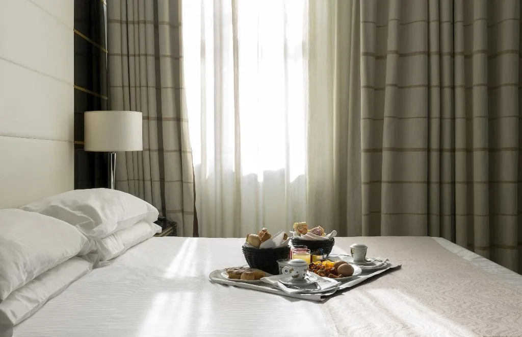 DOUBLE SINGLE USE STANDARD Room, Palazzo Salgar, Naples