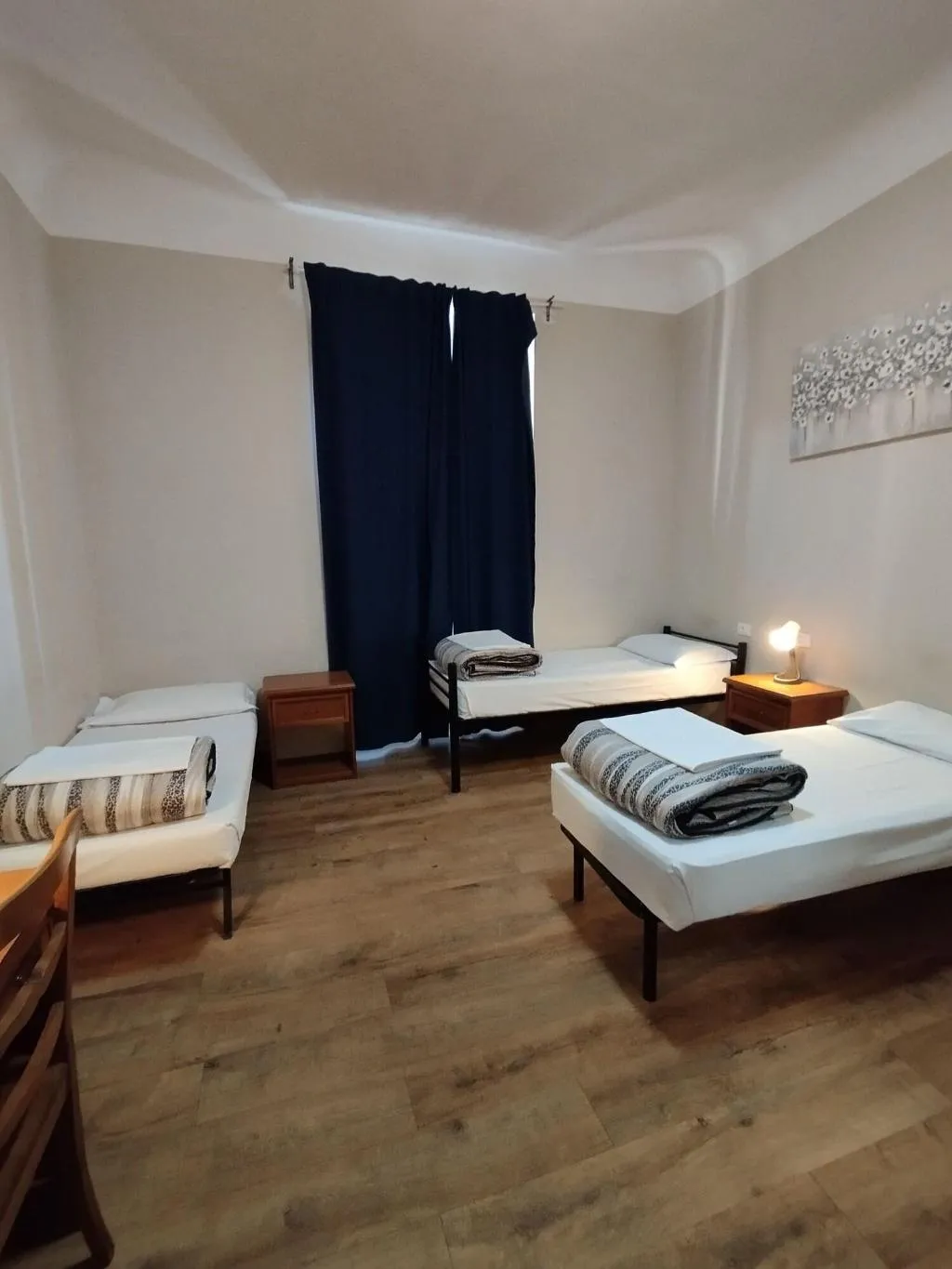 Room, Freedom Traveller, Naples