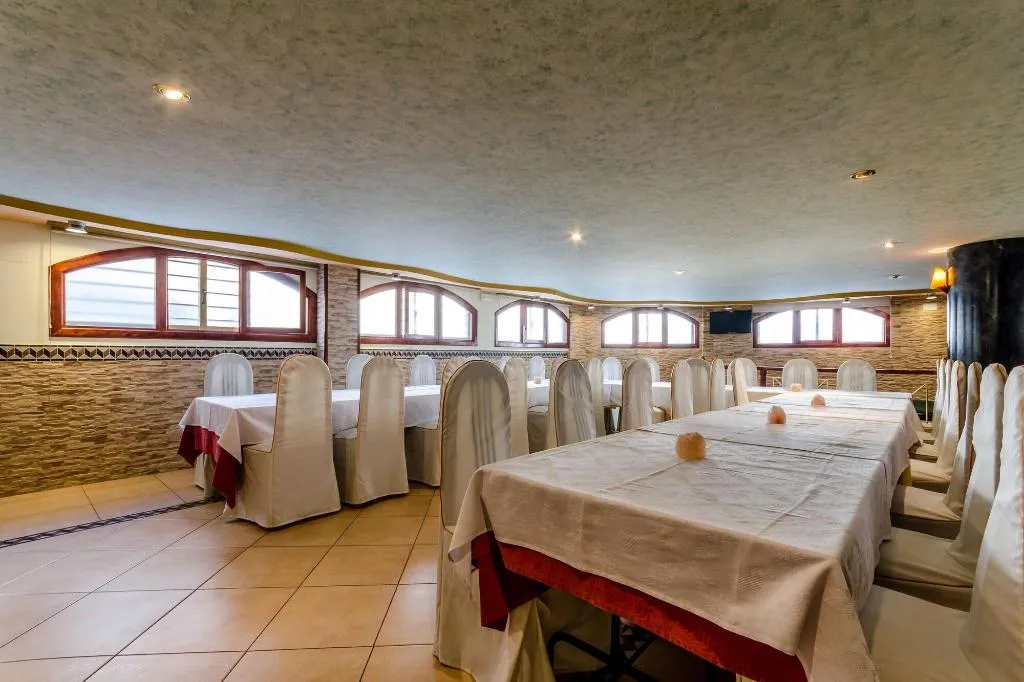 Sports and Entertainment, Hotel Mediterraneo, Costa Blanca