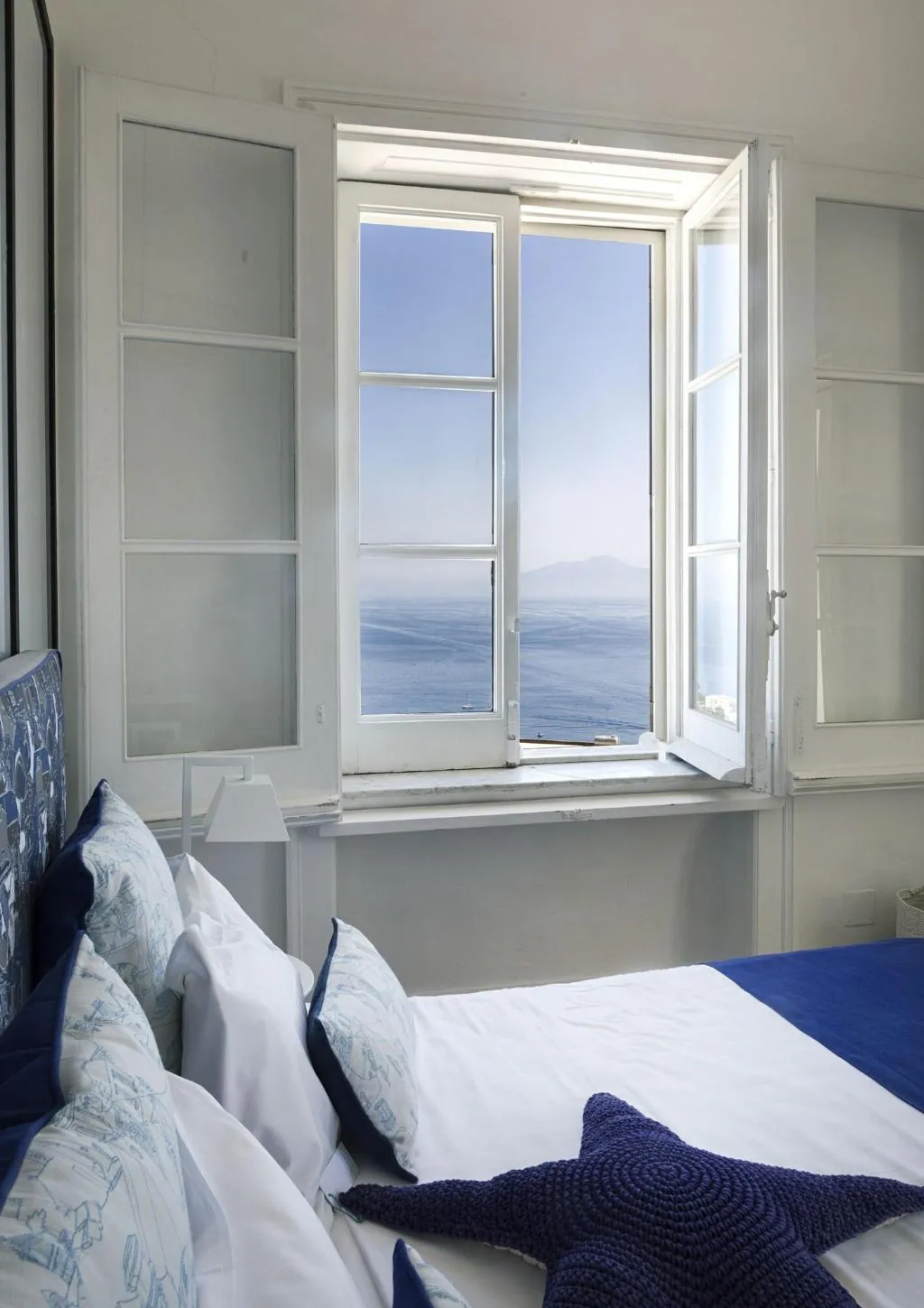 DOUBLE DELUXE SEA VIEW Room, Villa La Pergola Capri, Naples