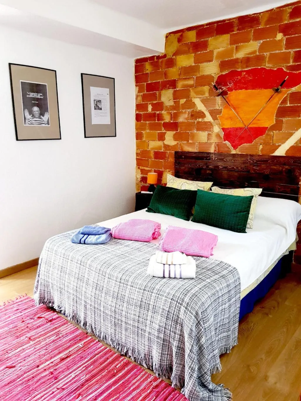 Room, El Artista de Paraíso, Costa Blanca