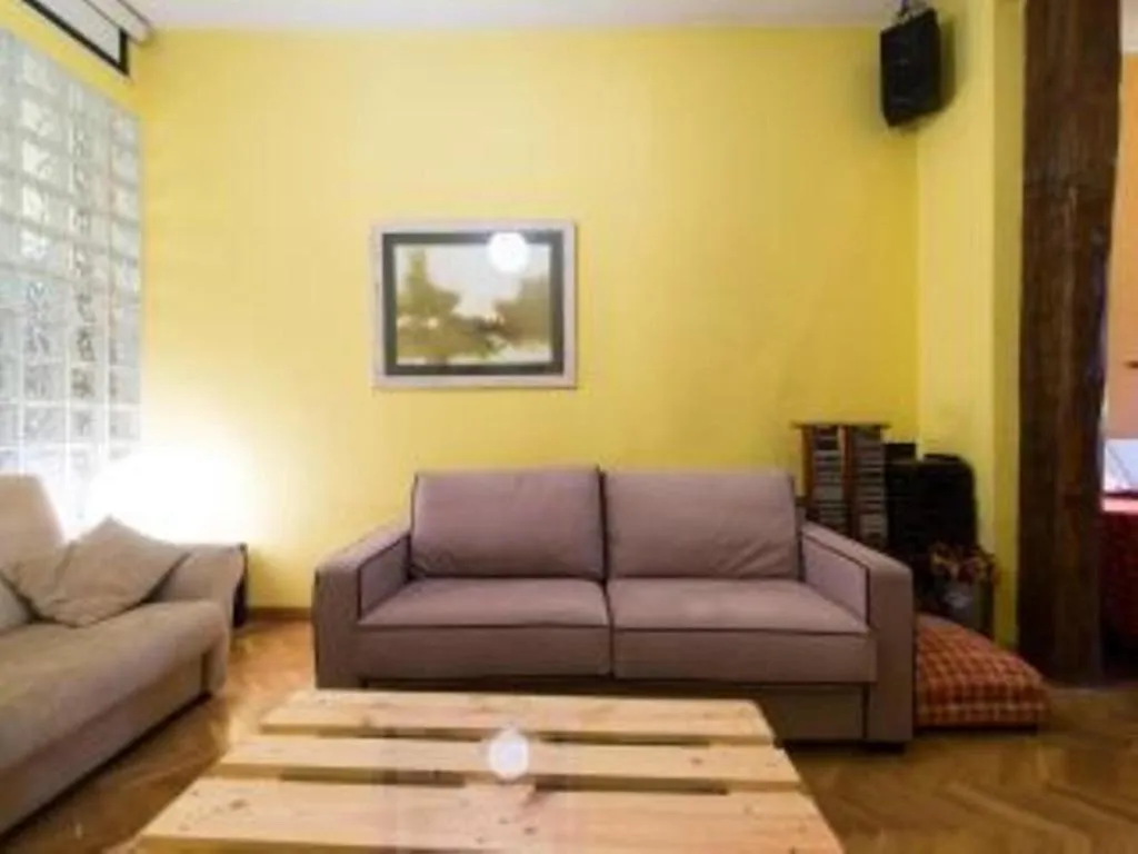Room, Madrid Center Fuencarral Pedestrian, Madrid
