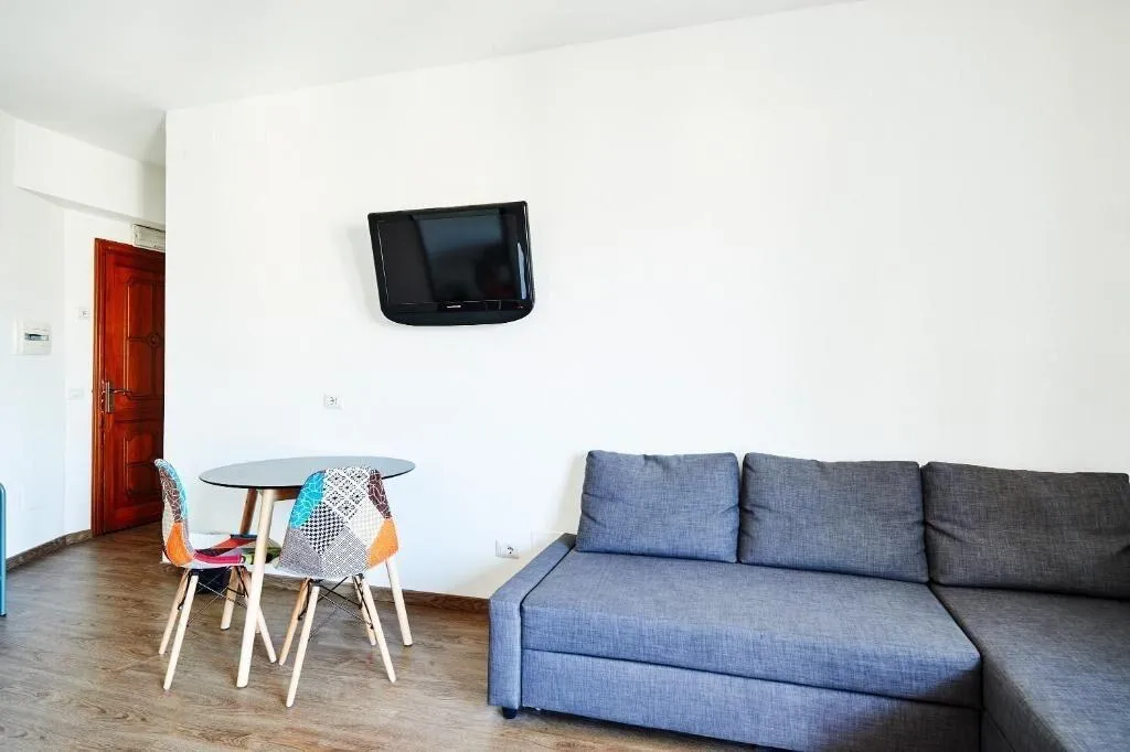 Room, Bnb Drive In, Rome