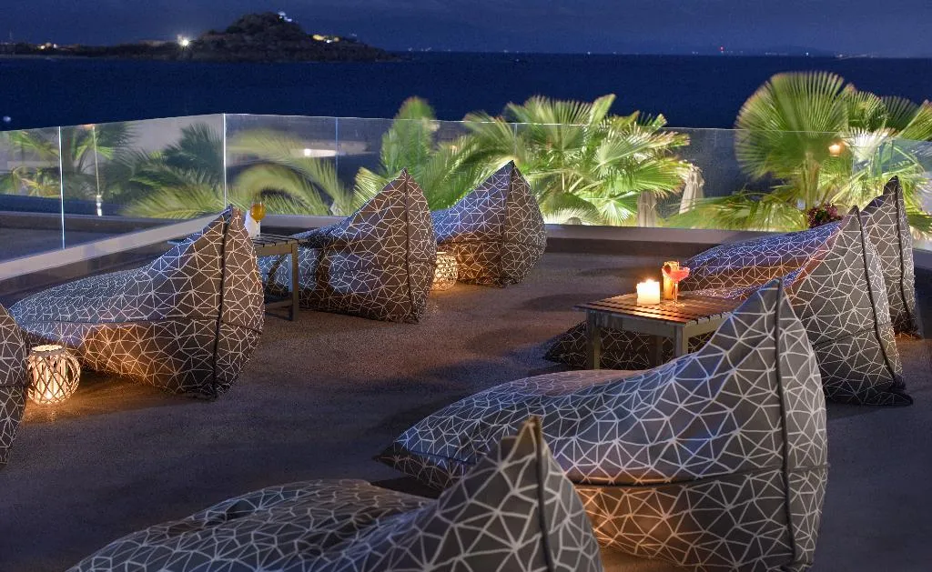 Terrace, Petinos Beach, Mykonos