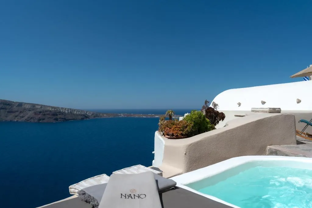 VILLA DELUXE ONE BED Room, Nano Villa Oia, Santorini