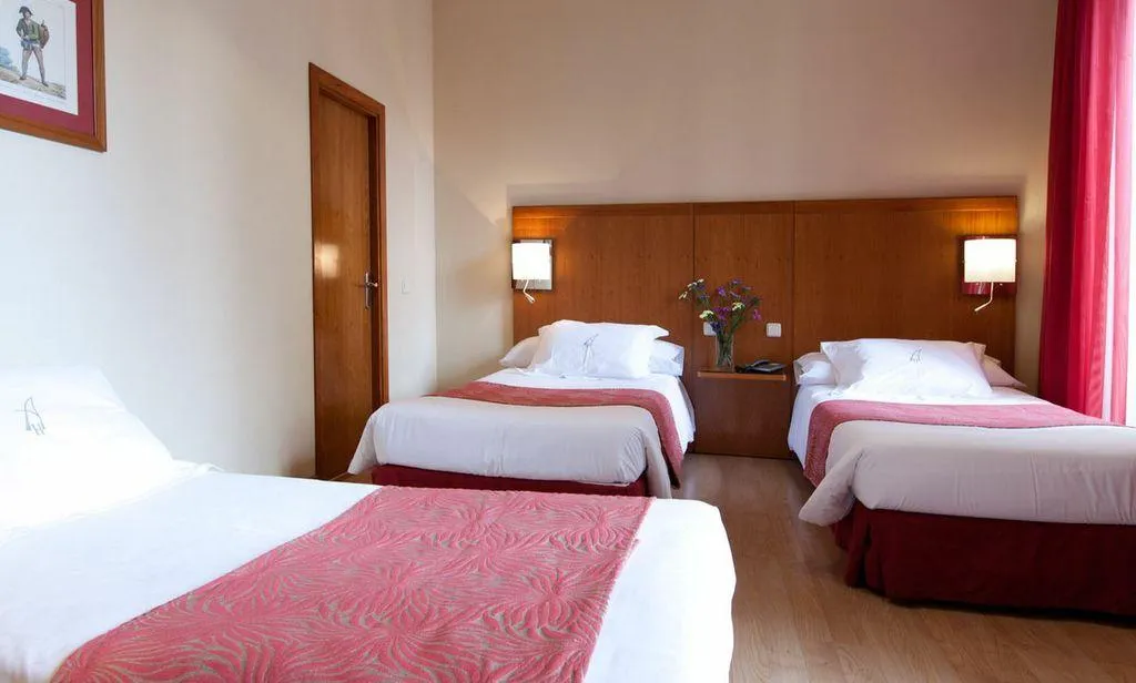 Room, Hotel Ateneo, Madrid