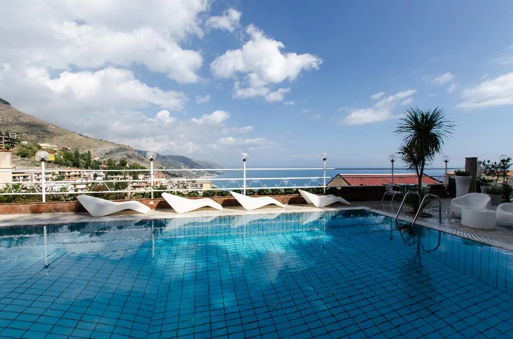 Pool, Splendid Hotel Taormina - Handwritten Collection, Taormina
