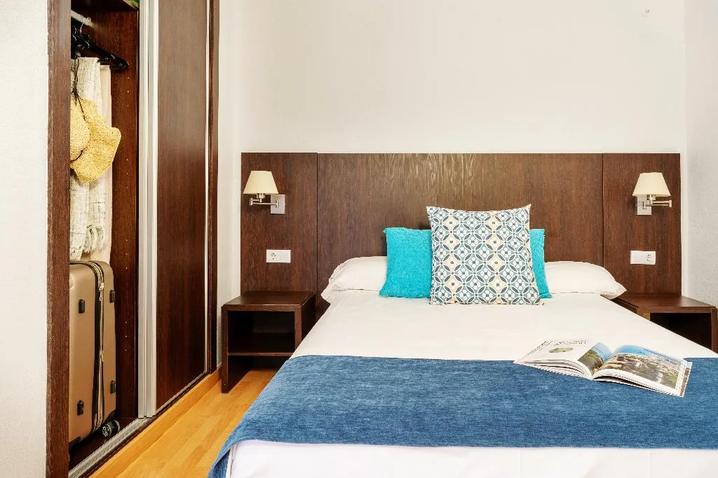 APARTMENT CAPACITY 4 Room, Aparthotel Ona Palamos, Costa Brava