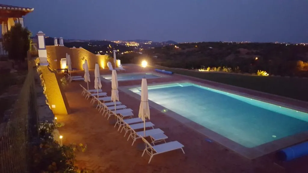 VILLA SEVEN BEDROOMS WITH PRIVATE POOL Room, Shantivillas, Algarve