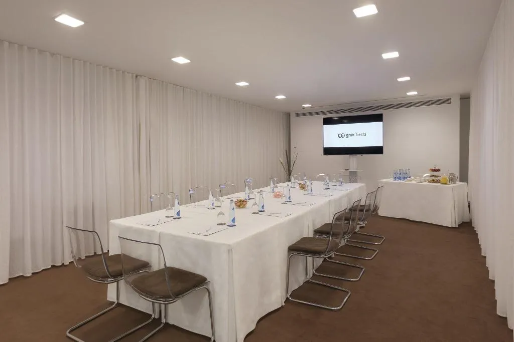 Conferences, HM Gran Fiesta, Majorca