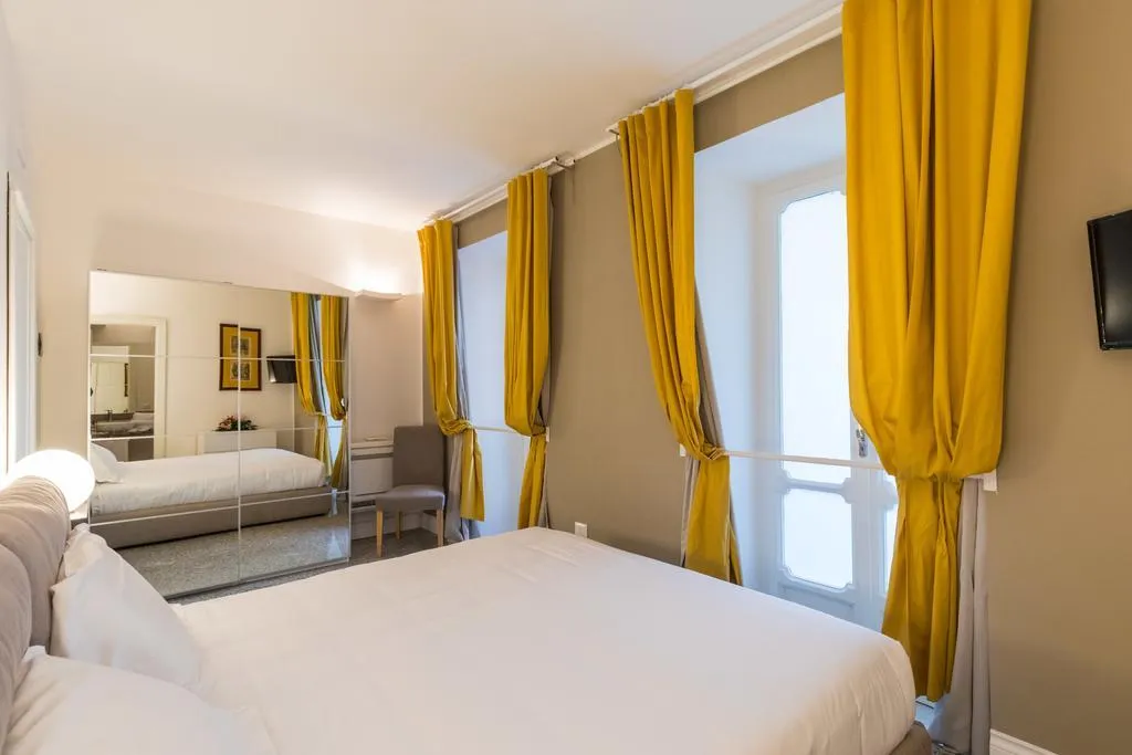 APARTMENT STANDARD Room, Apartamentos Lungomare, Naples