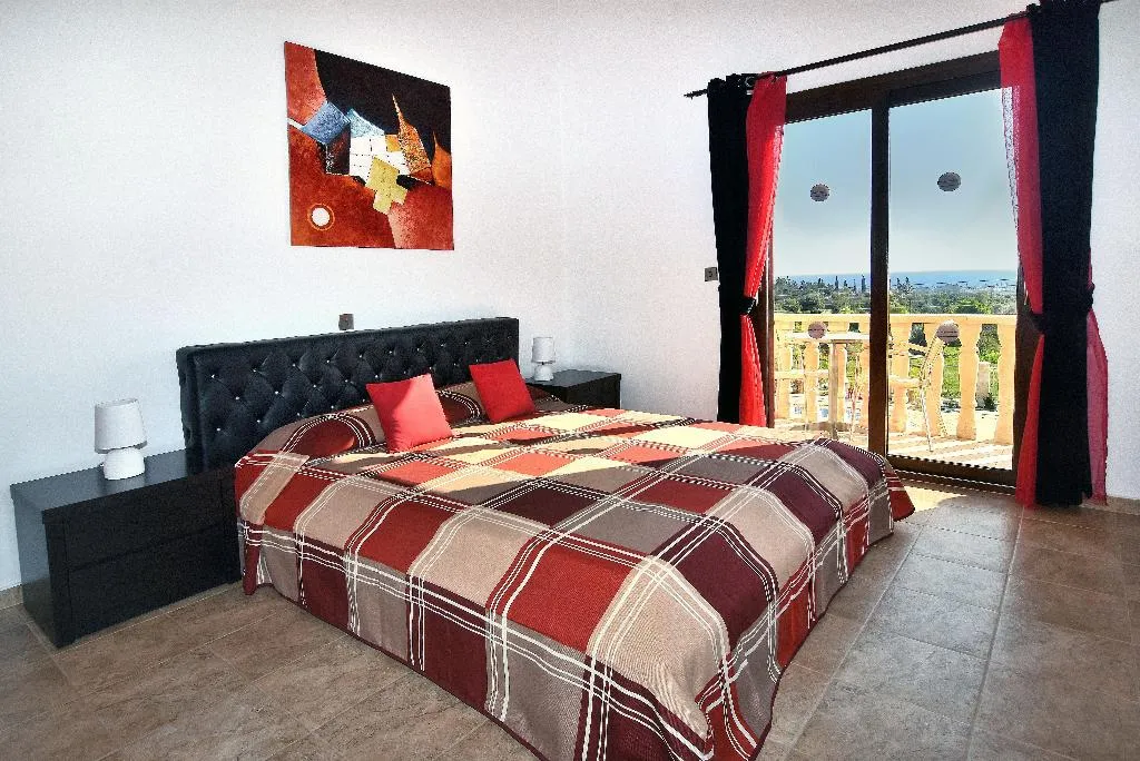 VILLA THREE BEDROOMS Room, Villa Agios Ilias, Cyprus