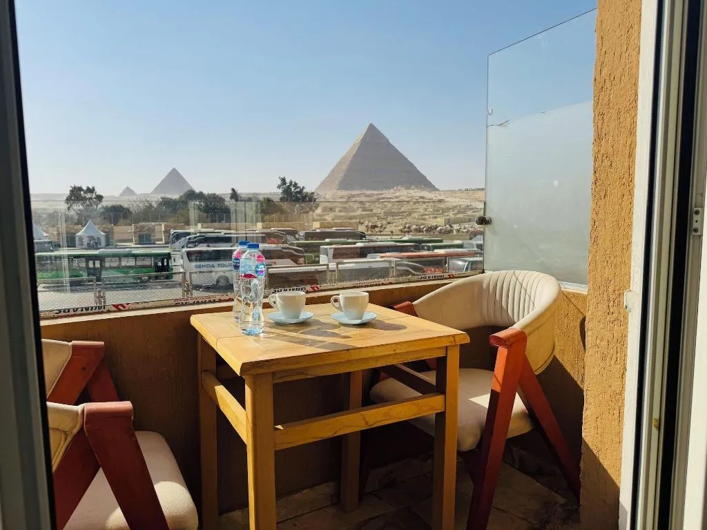 Room, Capital Of Pyramids Hotel, Cairo