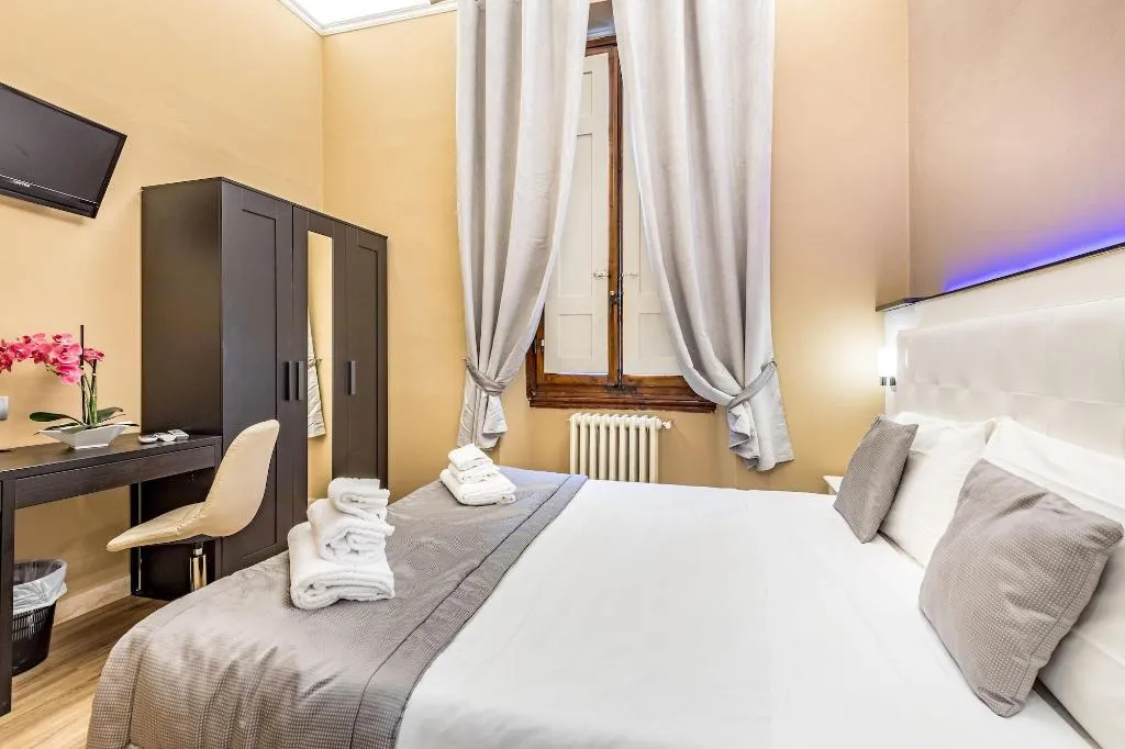 Room, B&B My Way, Florence