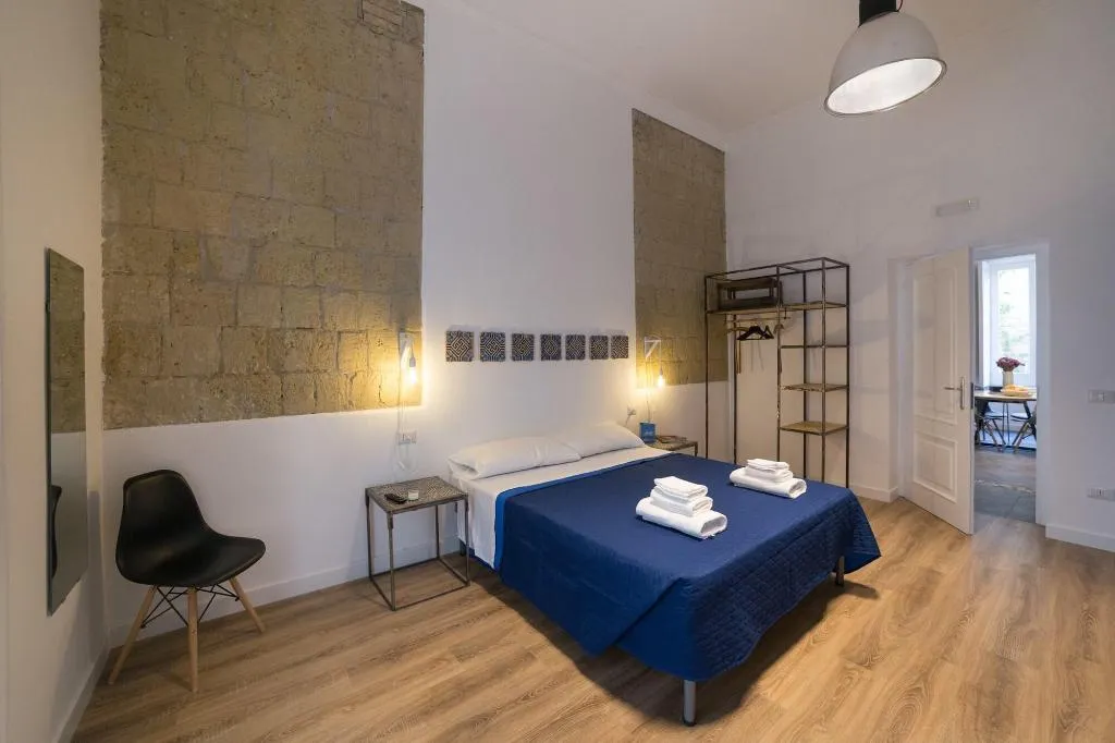 Room, Borgo Vergini Garden, Naples