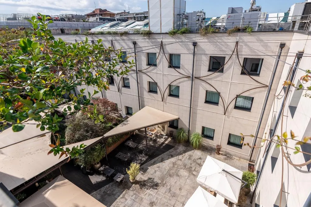 General view, Neo Hotel, Milan