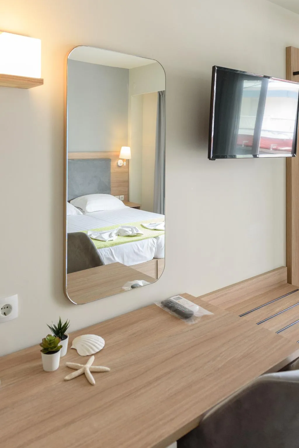 Double or Twin PREMIUM Room, Regina Mare Hotel, Thessaloniki