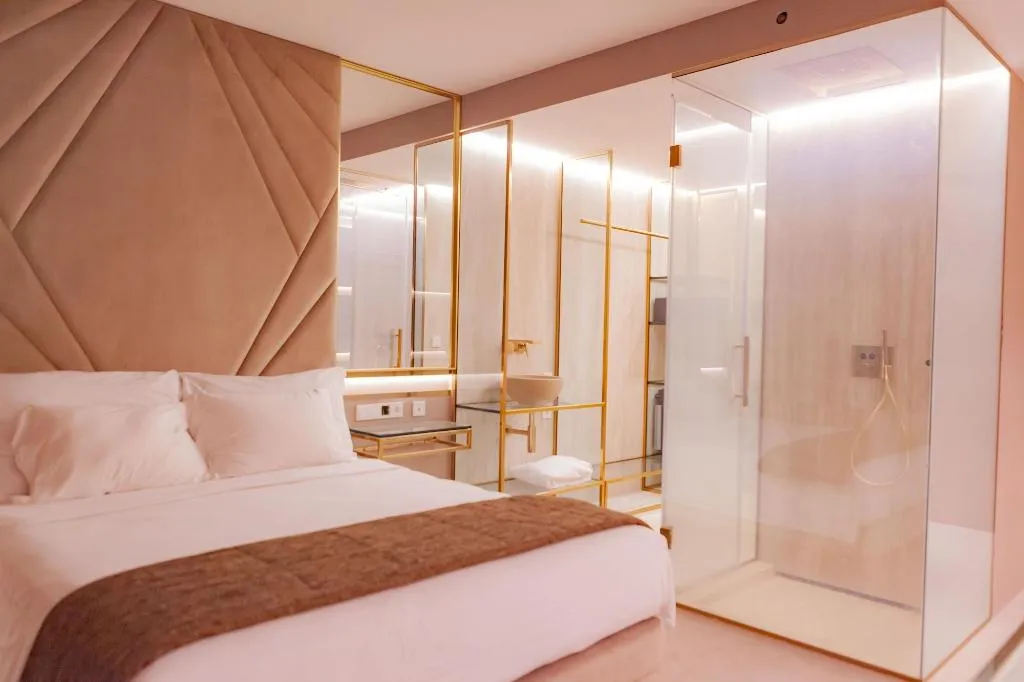 Room, Wine & Books Lisboa - Wbl, Lisbon