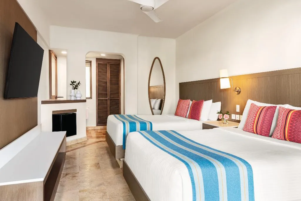 DOUBLE TWO QUEEN BEDS Room, Wyndham Alltra Playa del Carmen Adults Only All In, Playa Del Carmen
