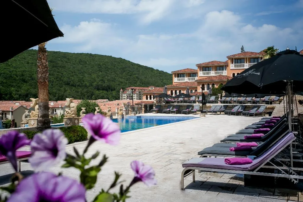 Pool, Villas Elenite Premium, Bourgas