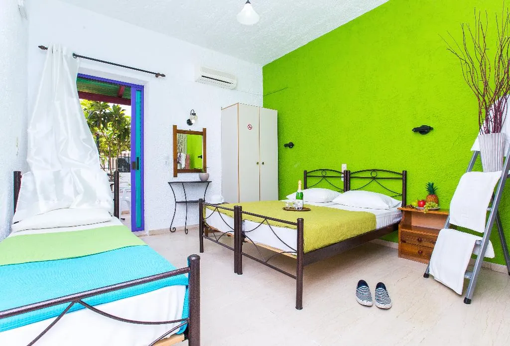 STUDIO CAPACITY 3 Room, Litsa Studios, Crete