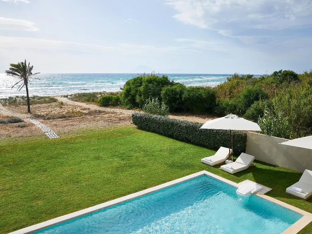 VILLA CAPACITY 8 Room, Mandola Rosa, A Resort to Live, Athens
