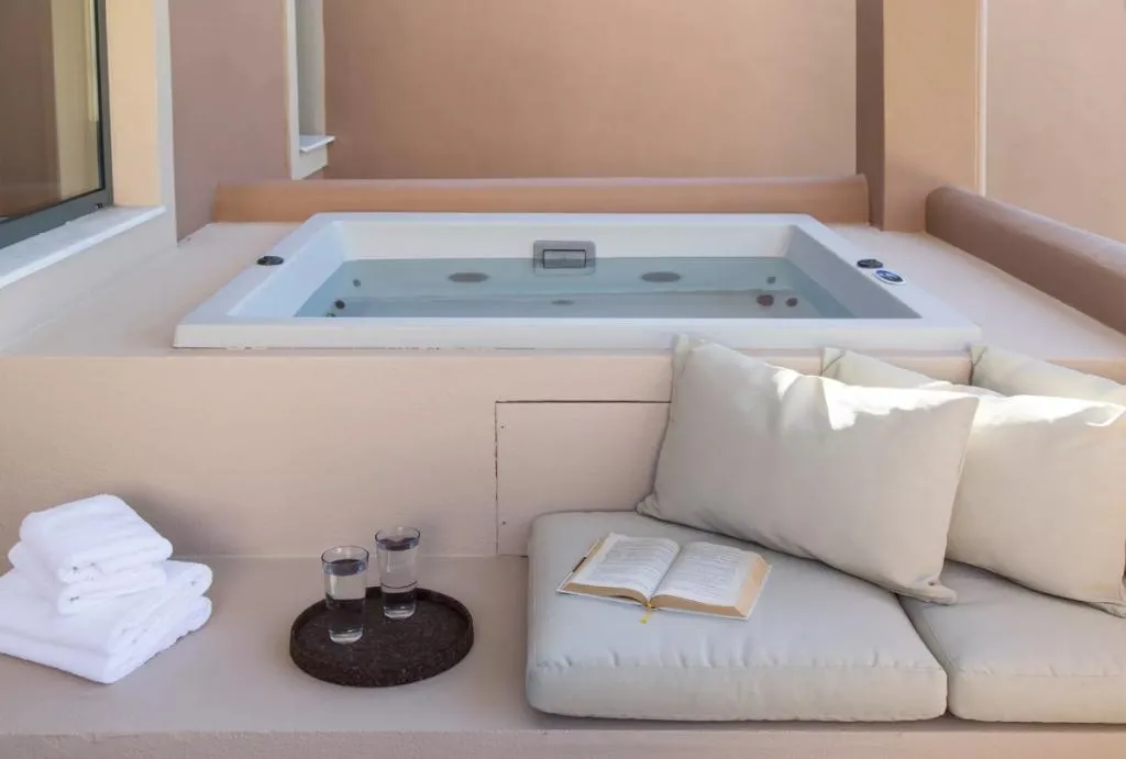 SUITE WITH JACUZZI Room, Lena Mare Boutique Hotel, Corfu