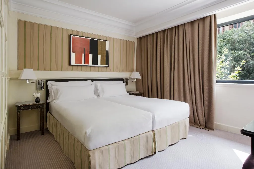 DOUBLE DELUXE CITY VIEW Room, Majestic Hotel & Spa Barcelona, Barcelona