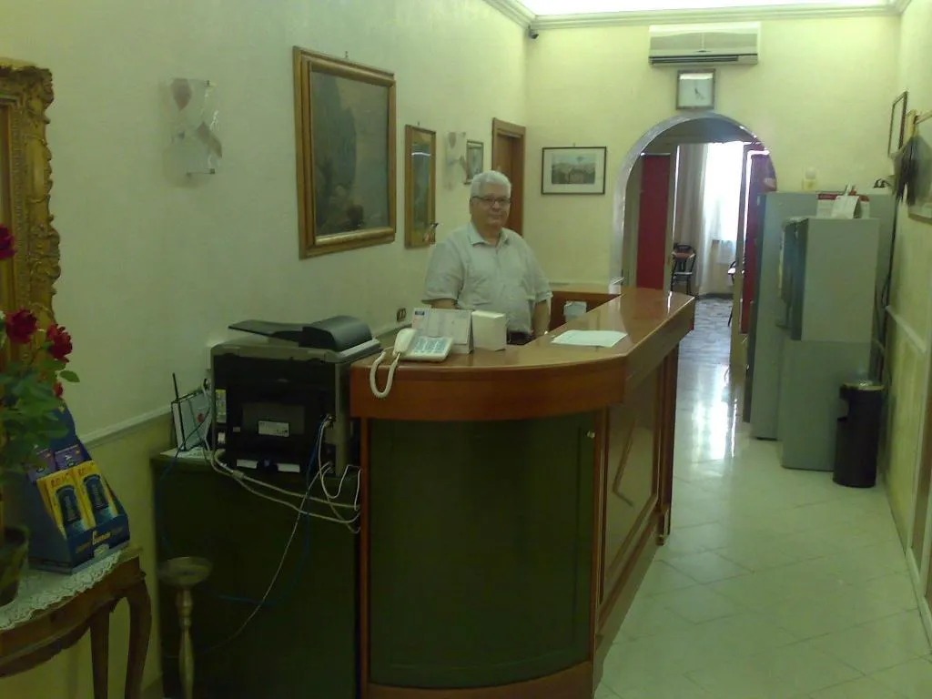 Room, Casali, Naples