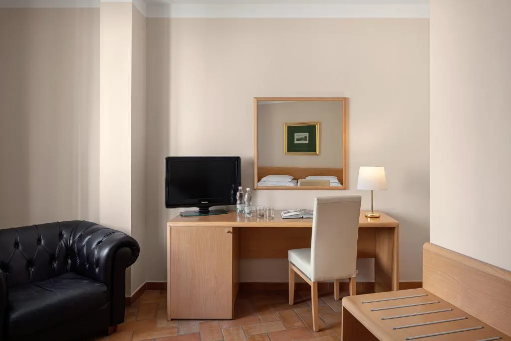 Double or Twin STANDARD Room, hotel Roma Prague, Prague