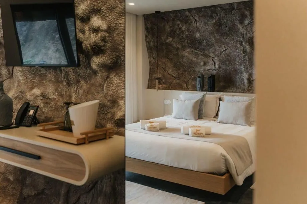Room, Pousadela Village, Porto