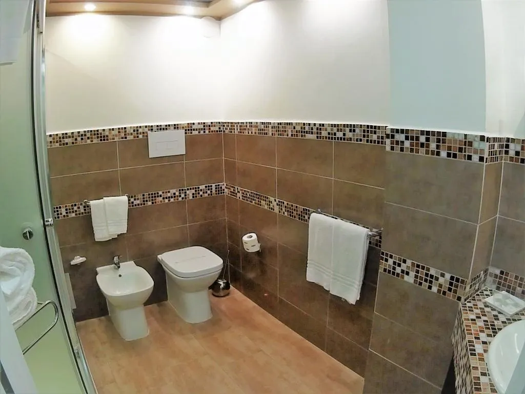 TRIPLE STANDARD Room, Cristal Hotel Palermo, Palermo