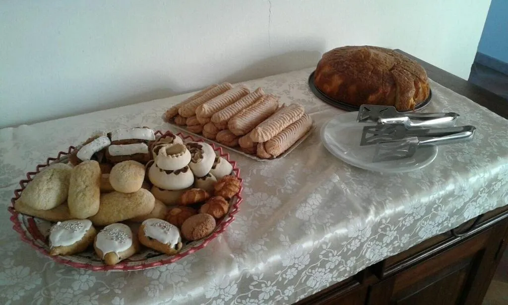 Restaurant, Bed And Breakfast Pubulos, Olbia