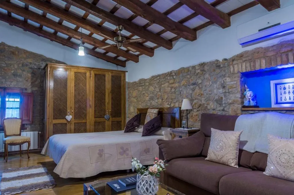 Room, Hotel Mas Rabiol, Barcelona