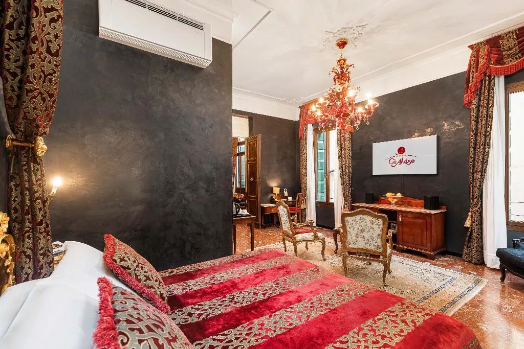 JUNIOR SUITE STANDARD Room, Ca Alvise, Venice