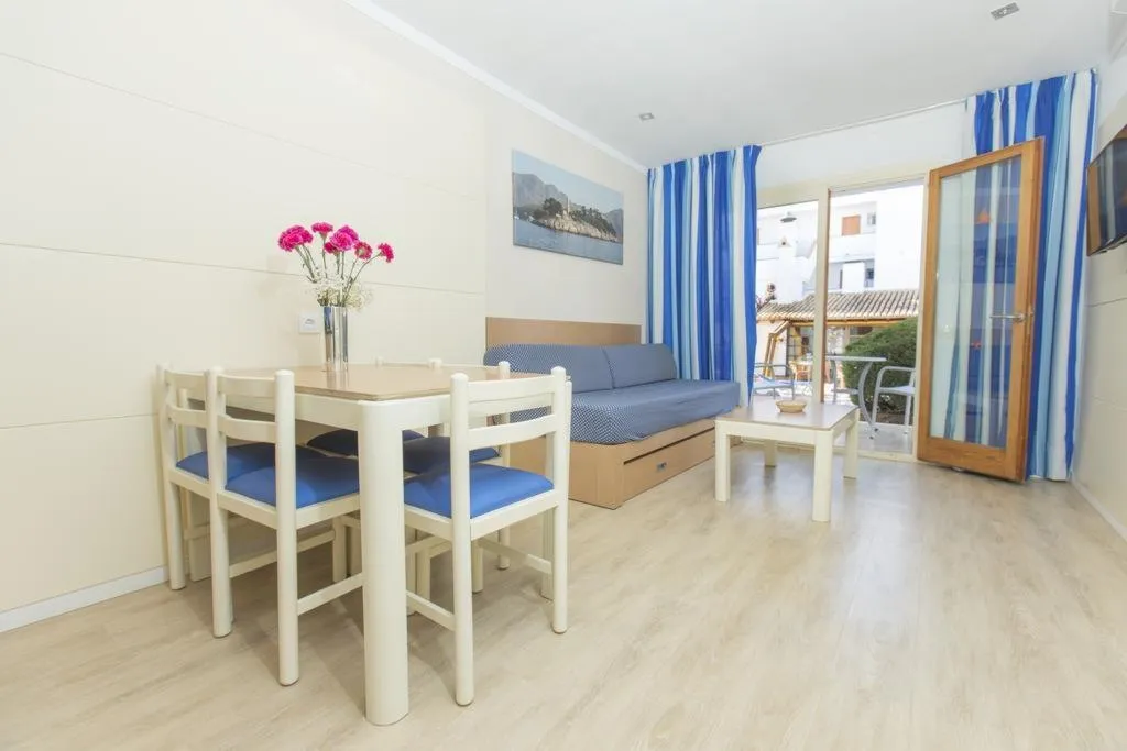 APARTMENT STANDARD Room, Flora, Majorca