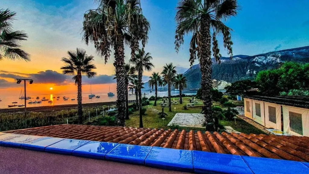 Terrace, Eros, Palermo