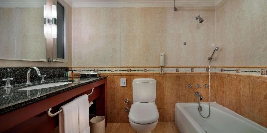 Room, Hilton Izmir, Izmir