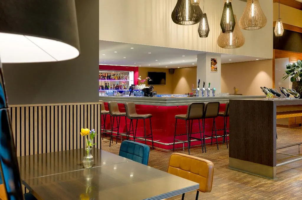 Bar, Movenpick Hotel Amsterdam City Centre, Amsterdam