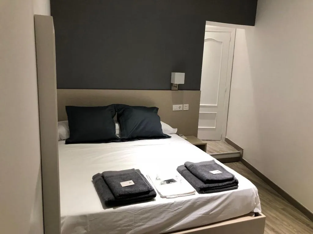 Room, Hostalin Madrid Atocha, Madrid