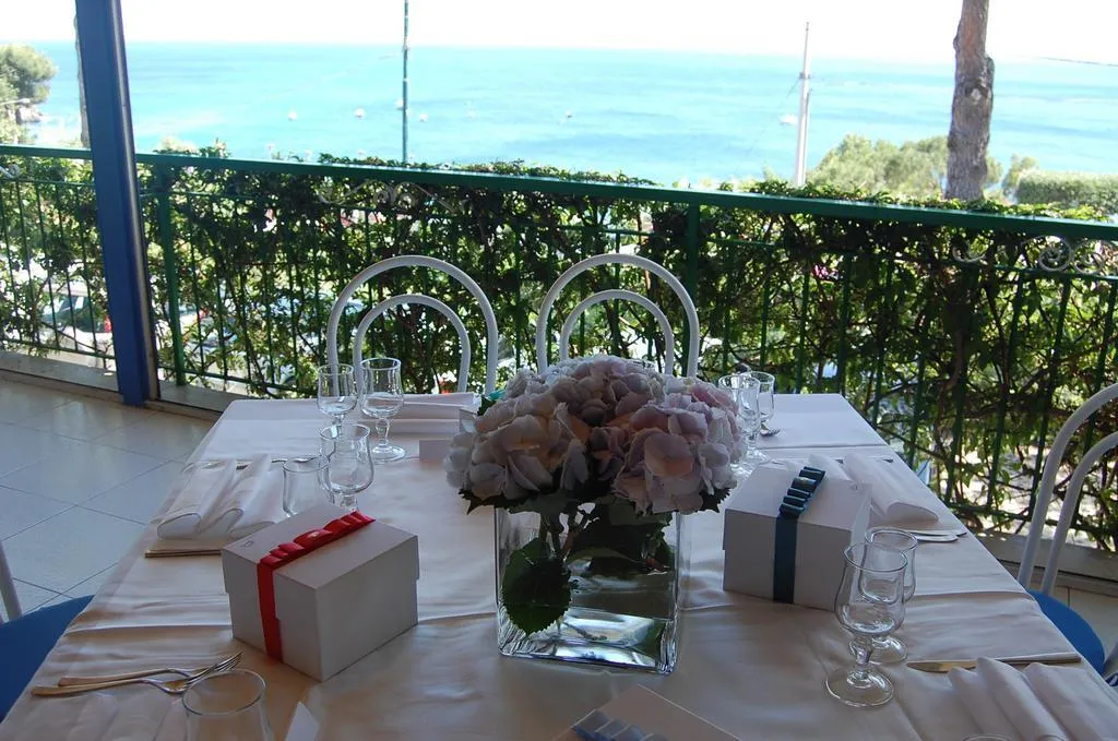 Restaurant, Marina del Cantone Chalet, Naples