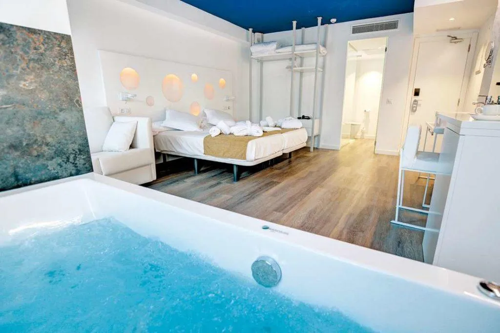 Room, BQ Bahia Cala Ratjada, Majorca