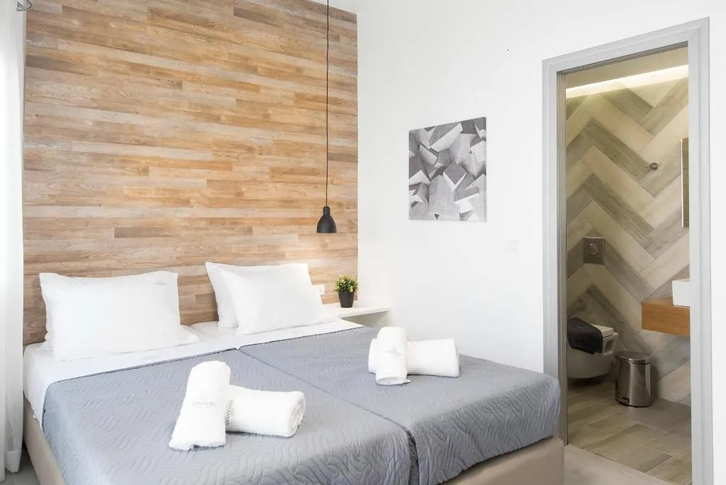 Room, Ria, Crete