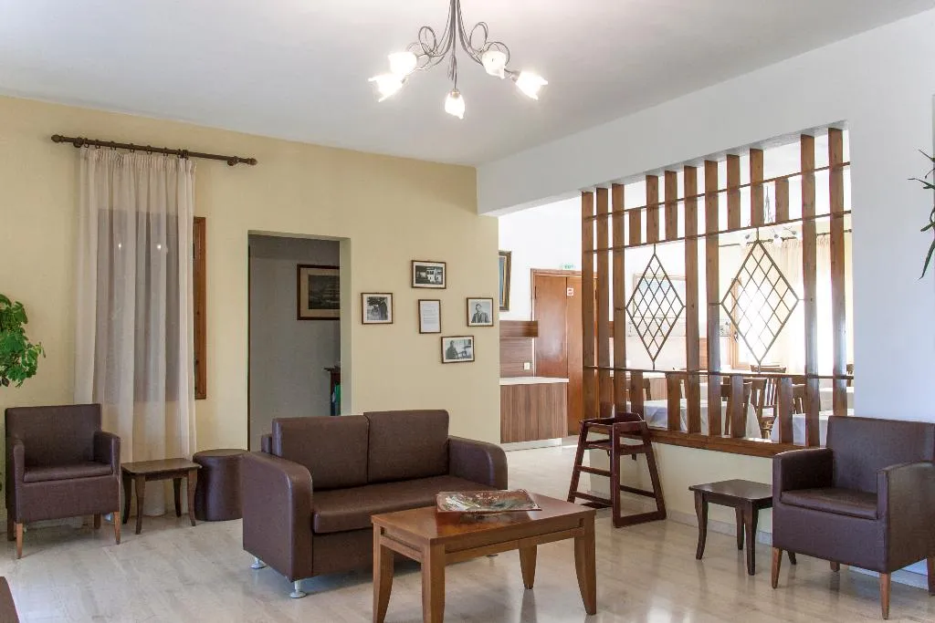 Lobby, Vontzos, Skiathos