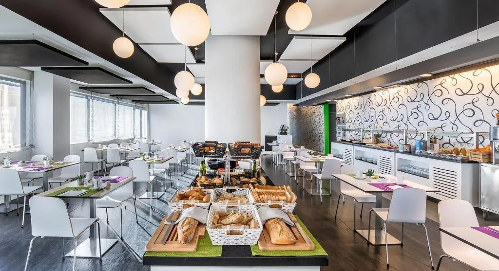 Restaurant, Zentral Castellana Norte, Madrid